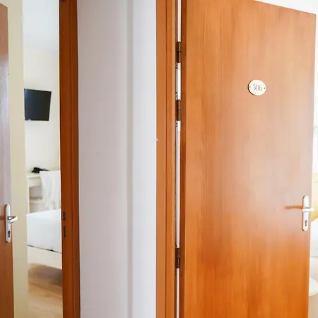 Hotel Castellu Lucciana (Corsica)