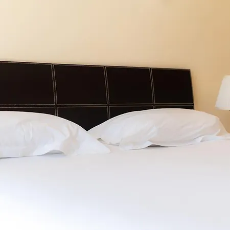 Hotel Castellu Lucciana (Corsica)