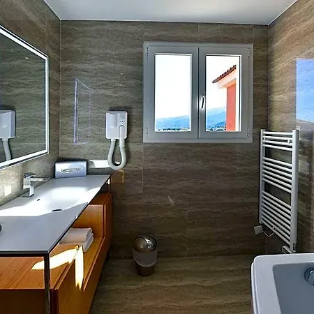 Castellu Hotel 3*