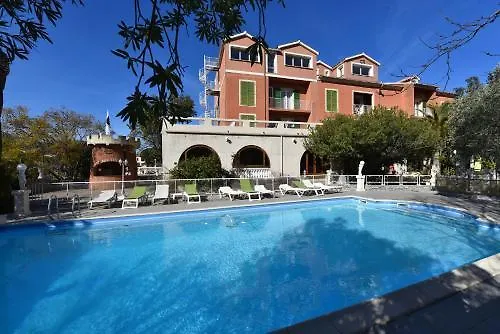 Hotel Castellu 3*